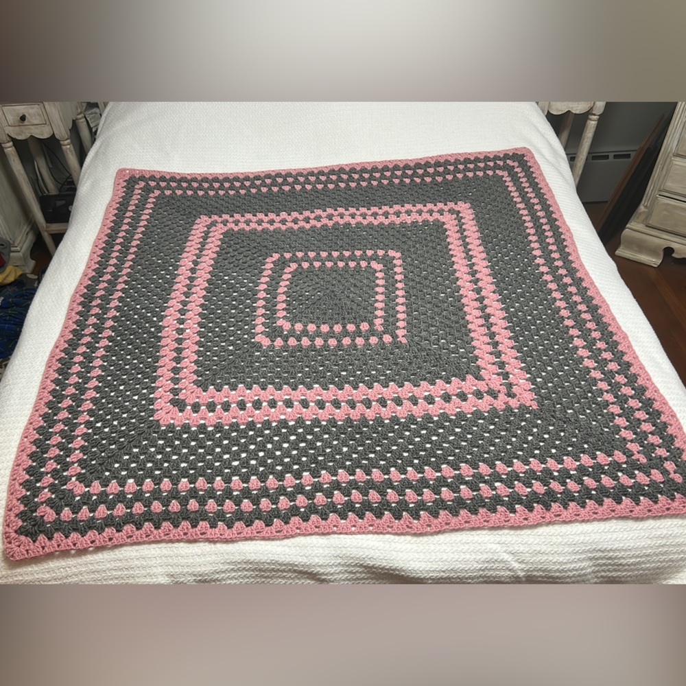 Handmade Crochet Throw Quilt Blanket Pin Grey 50”